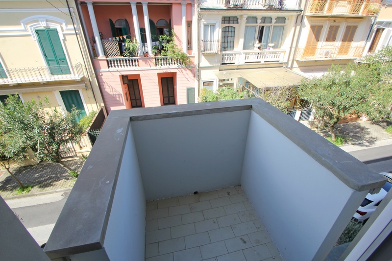 Top restored flat in Viareggio