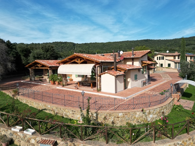 Luxury Olive-Farm in Tuscany
