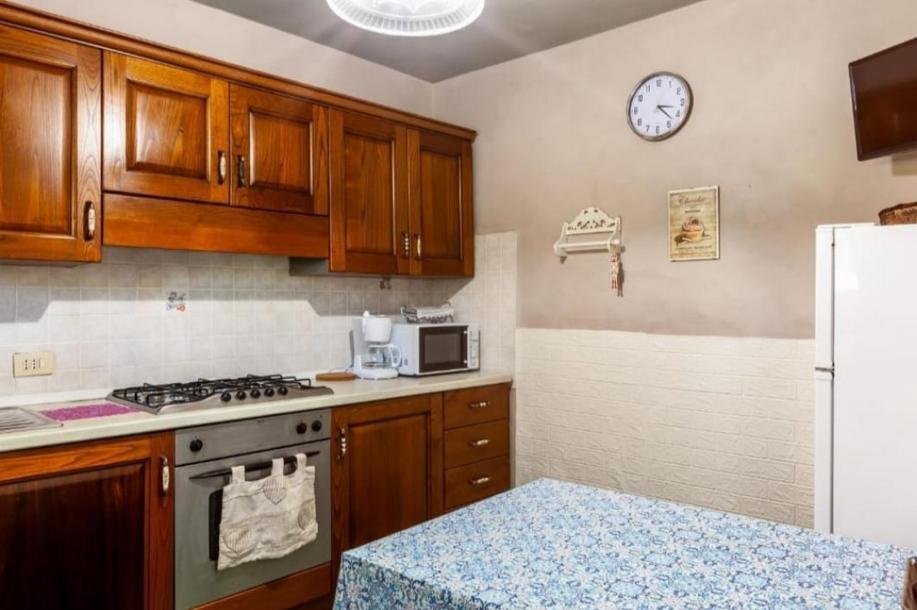 Restored small house near Camaiore-7