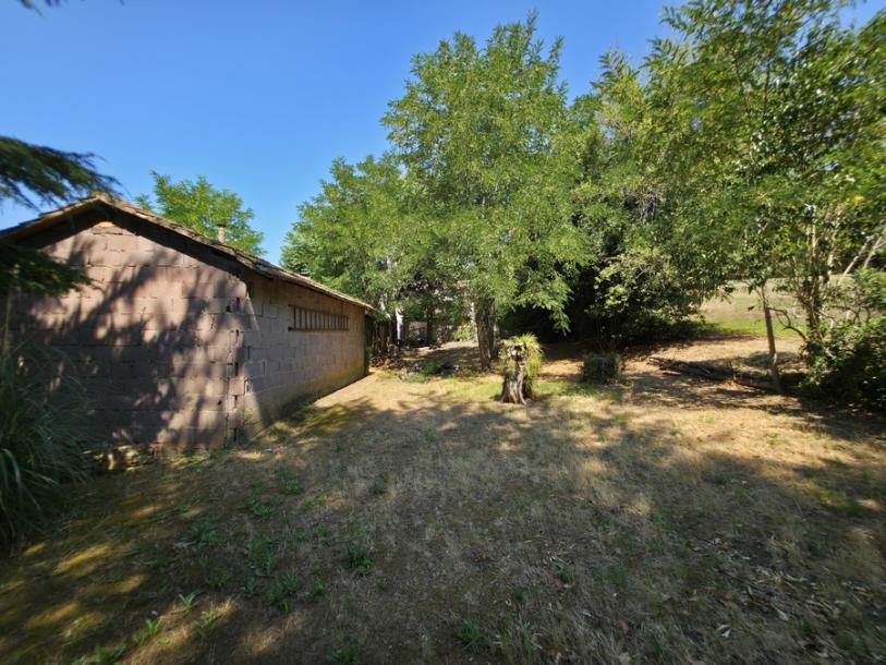 Country villa in Gabbro-6