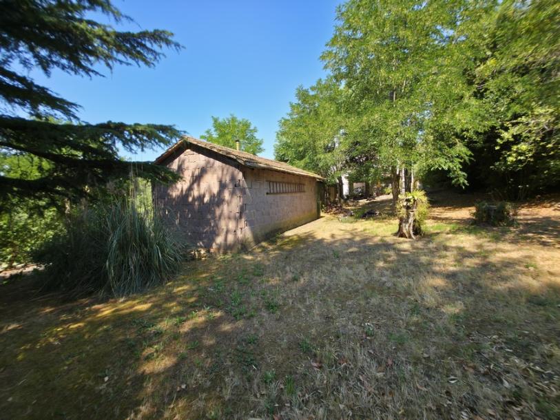 Country villa in Gabbro-7