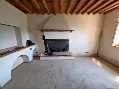 2 houses with seaview Camaiore