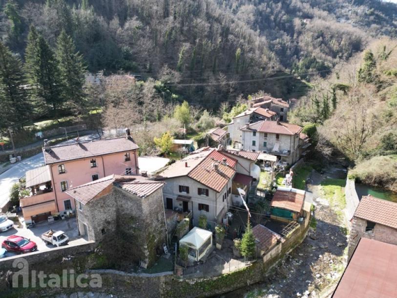 Part of a house in area of Mulina - Stazzema-8