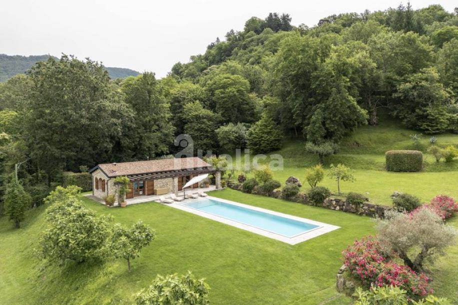 Luxury property in Bagnone near Aulla for Sale-9