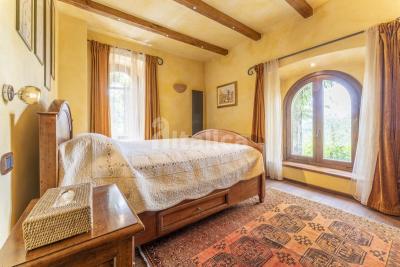 Luxury property in Bagnone near Aulla for Sale
