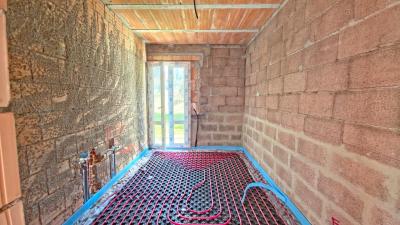 Unfinished country house near Pomarance