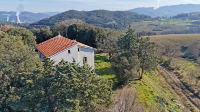 Unfinished country house near Pomarance