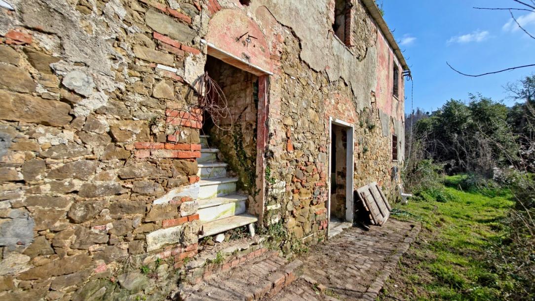 Carrara – detached panoramic house-17