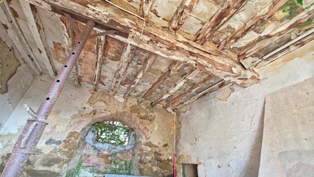 Carrara – detached panoramic house-15