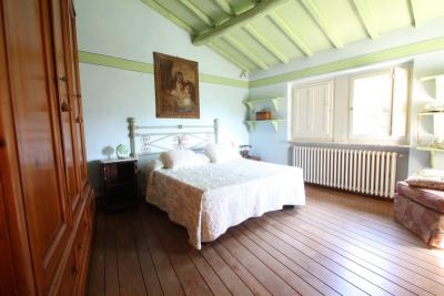 Rustic villa near Camaiore