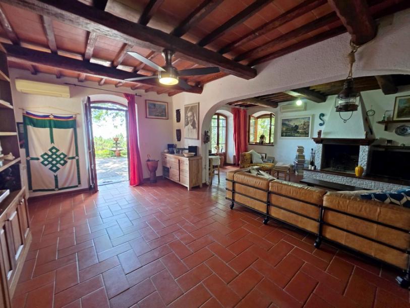 Isolated Villa with seaview-8