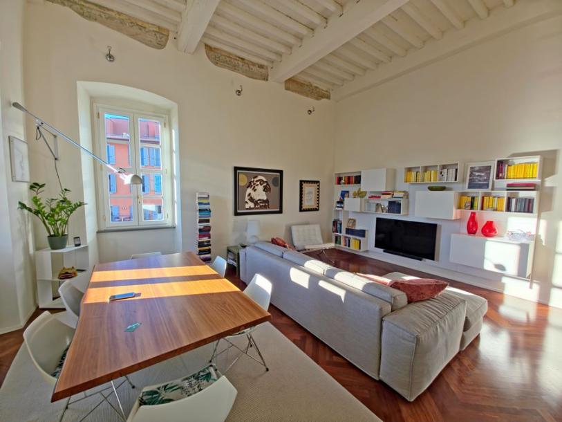 Luxury flat on a canal in  Little Venice - Livorno-2