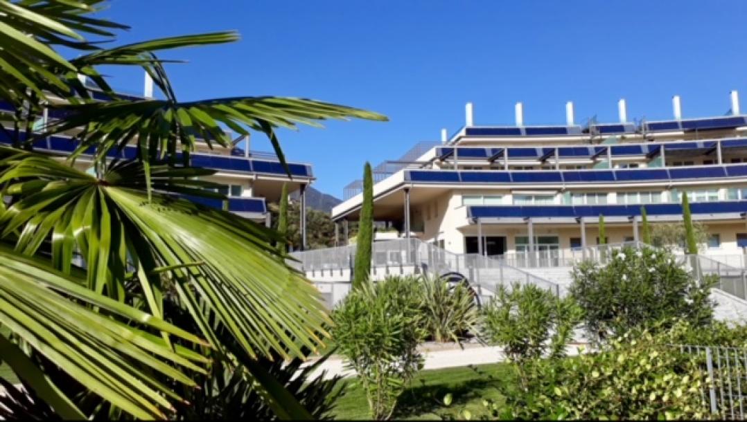 Luxury flat on Iseo sea-10