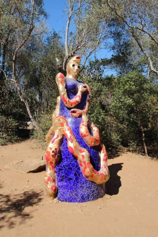 5f6d9640dd760_1601017408