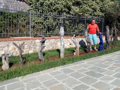 Toskánská příroda z terakoty - Lorenzo Rappelli