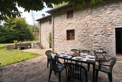 2 Houses in Garfagnana