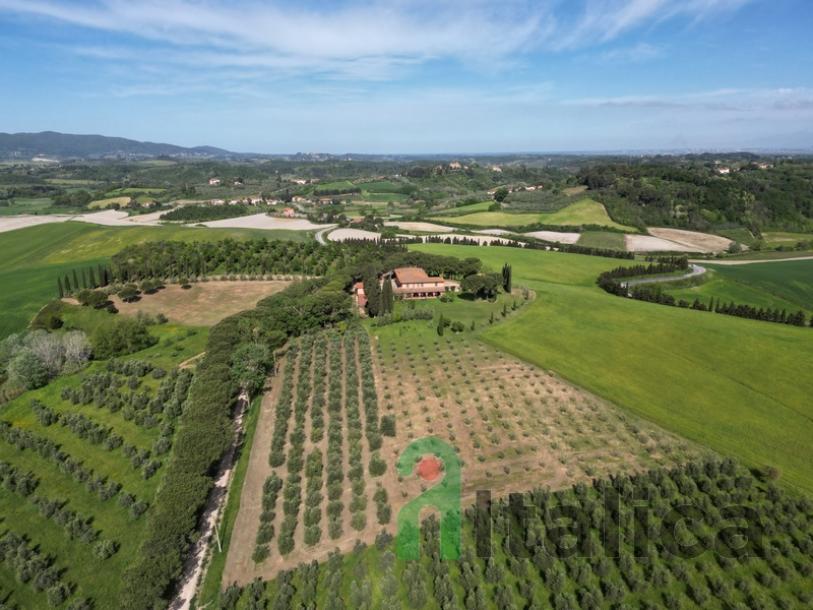 Farm in Tuscany-4