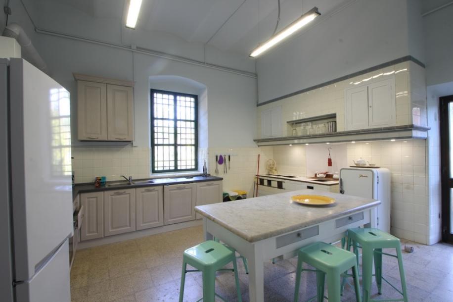 Villa con piscina verso Massarosa-10