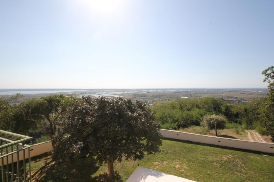 Villa con piscina verso Massarosa-4