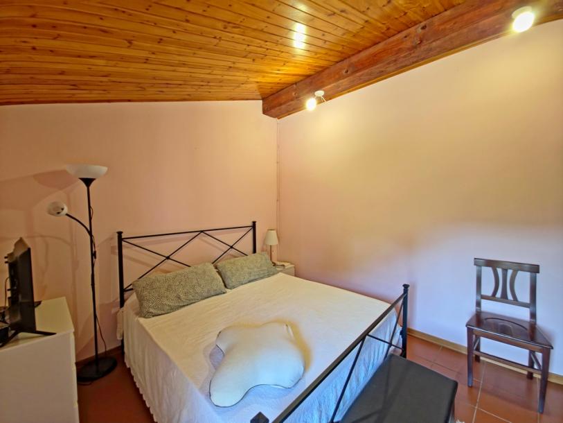 Small cotage in Vinci-13