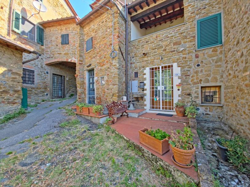 Small cotage in Vinci-12