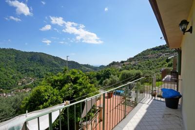 Casa in vendita a Montignoso