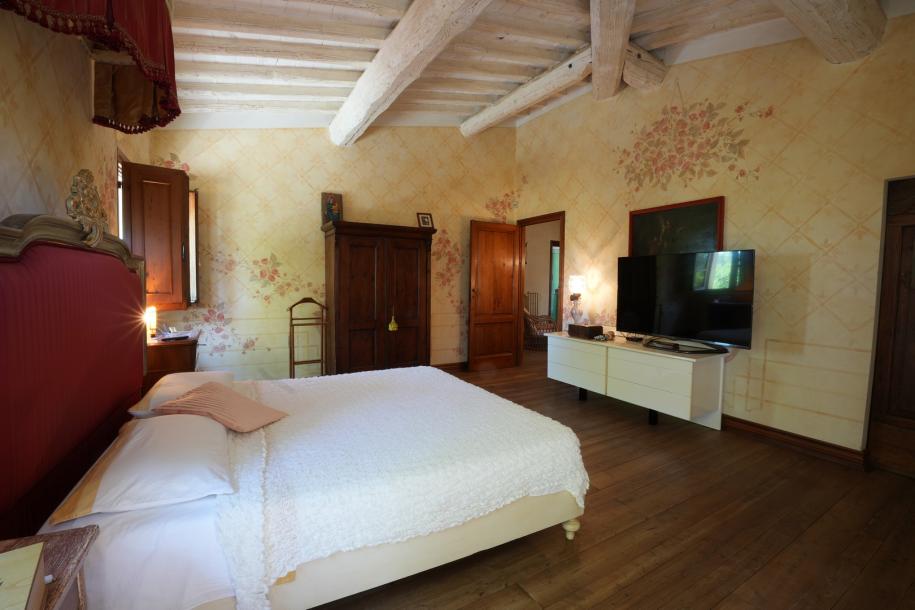 První část enormního statku u San Miniata-23