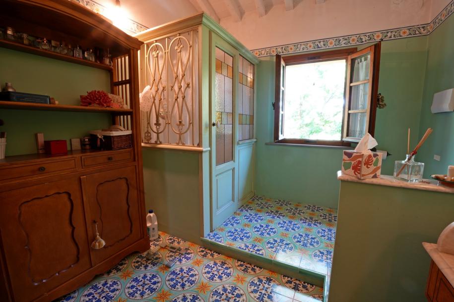 První část enormního statku u San Miniata-20