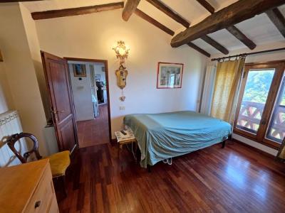 Kamenný dům s výhledem na moře na prodej