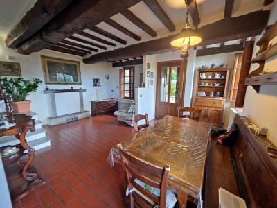 Kamenný dům s výhledem na moře na prodej