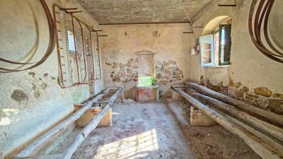 Carrara – dům na renovaci