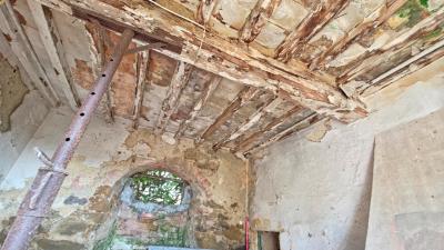 Carrara – dům na renovaci