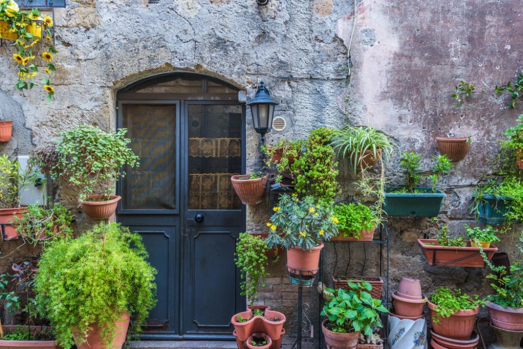 Buying a house in Italy