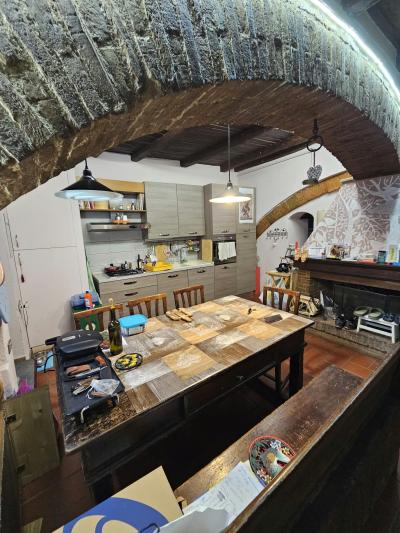 Affascinante appartamento di pregio nel centro storico basso di Spoleto-3