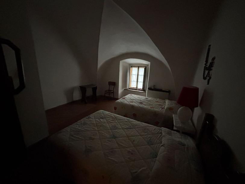 Former 15th-century church near Spoleto in Umbria-9