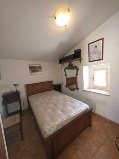 House in umbrian hamlet-12