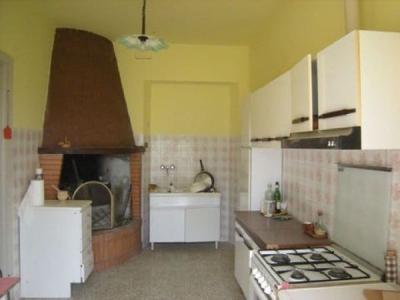 House in umbrian hamlet-10