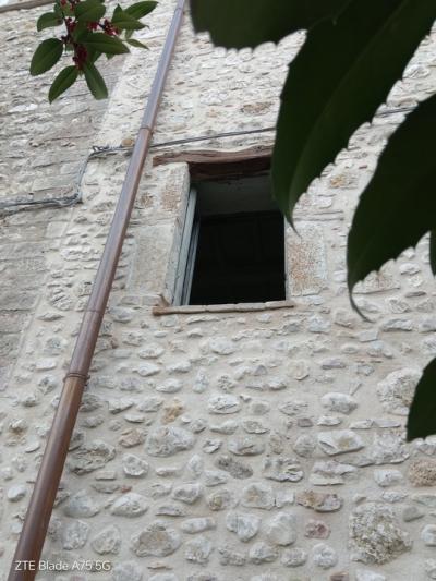House in Umbria for renovation-4