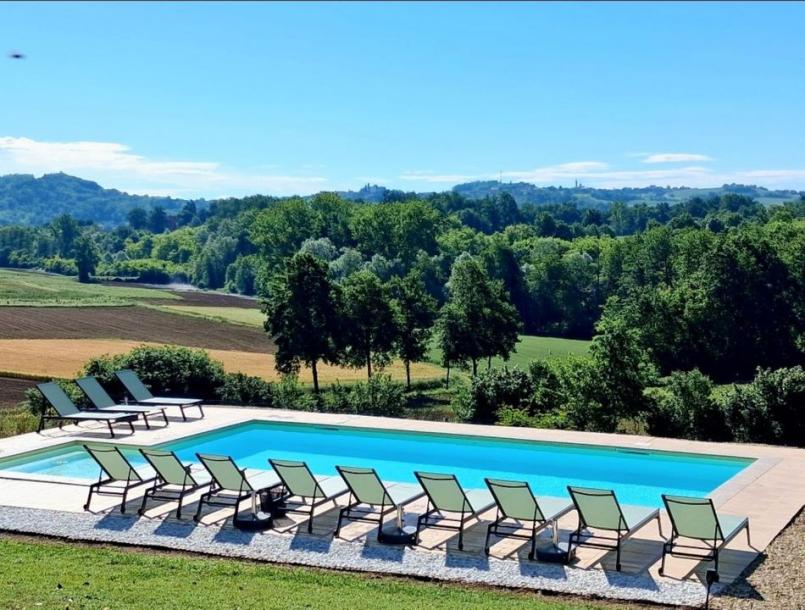 Private villa or B & B near Asti-3