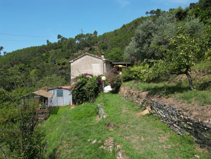 Stone house with seaview in Versilia-13