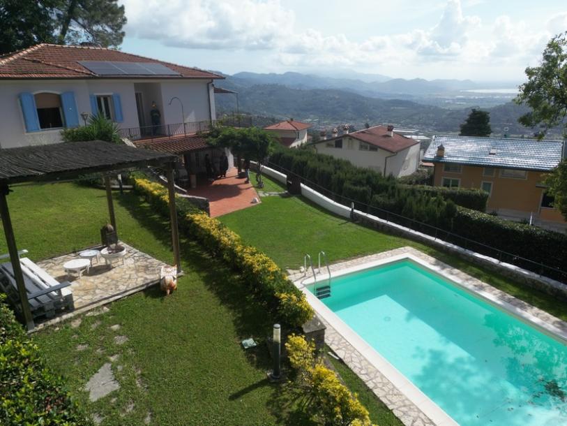 ★ Villa near Corsanico-Bargecchia in Tuscany for Sale★-23