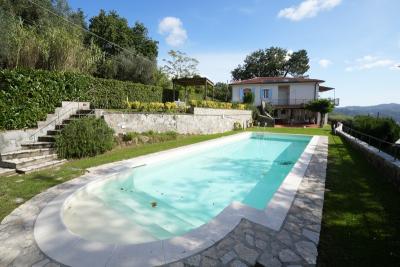 ★ Villa near Corsanico-Bargecchia in Tuscany for Sale★