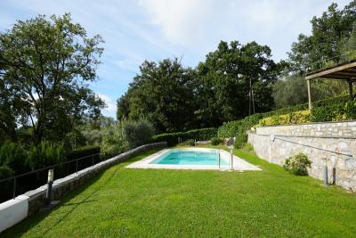 ★ Villa near Corsanico-Bargecchia in Tuscany for Sale★