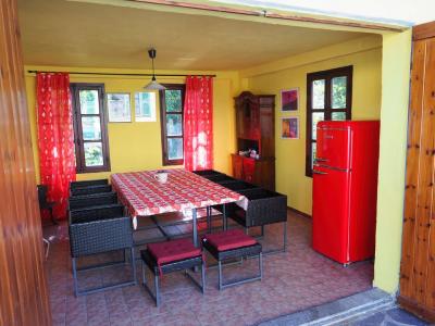 Private villa or B & B near Asti