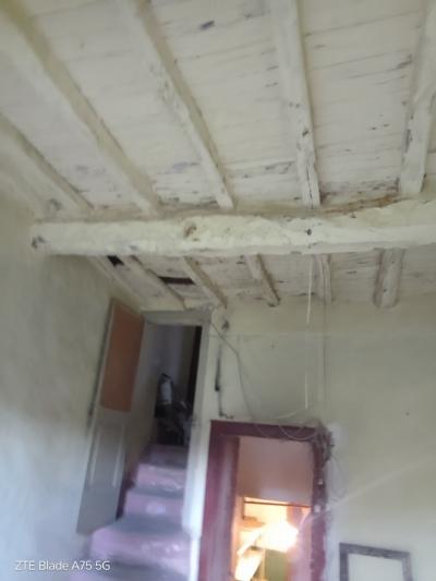 House in Umbria for renovation-10