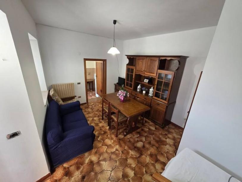 House in umbrian hamlet-6