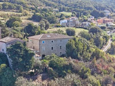 Panské sídlo s výhledem na moře u Castelliny Marittima