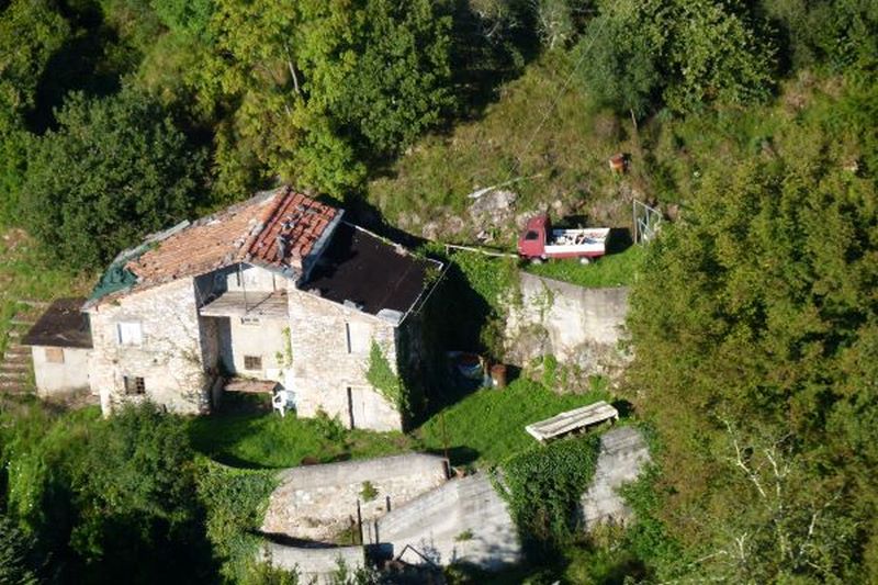 Rustikální Kamenný Dům u Seravezzy s Výhledem na Moře