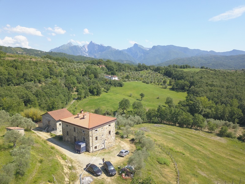 Due casali in Lunigiana