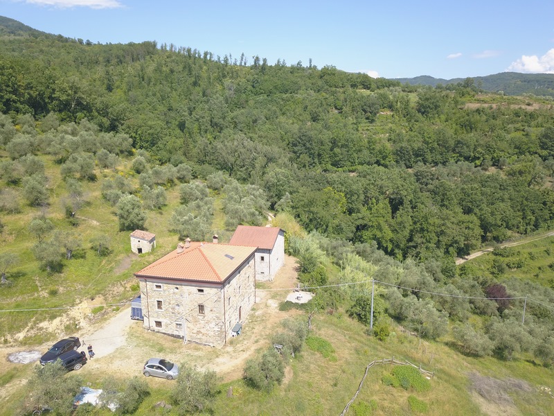 Due casali in Lunigiana